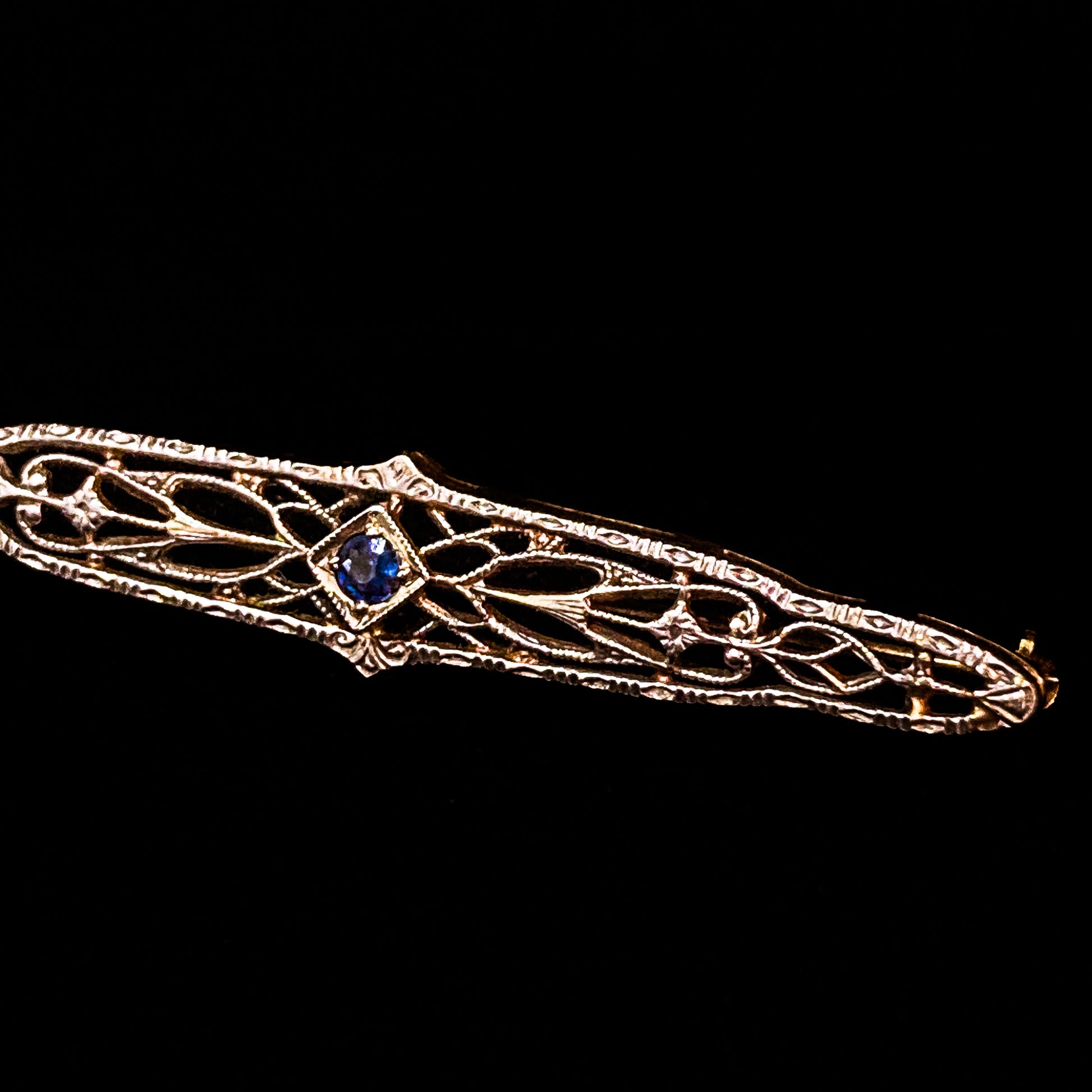 Antique Art Deco 14K Yellow Gold Blue Gemstone Filigree Bar Pin Brooch