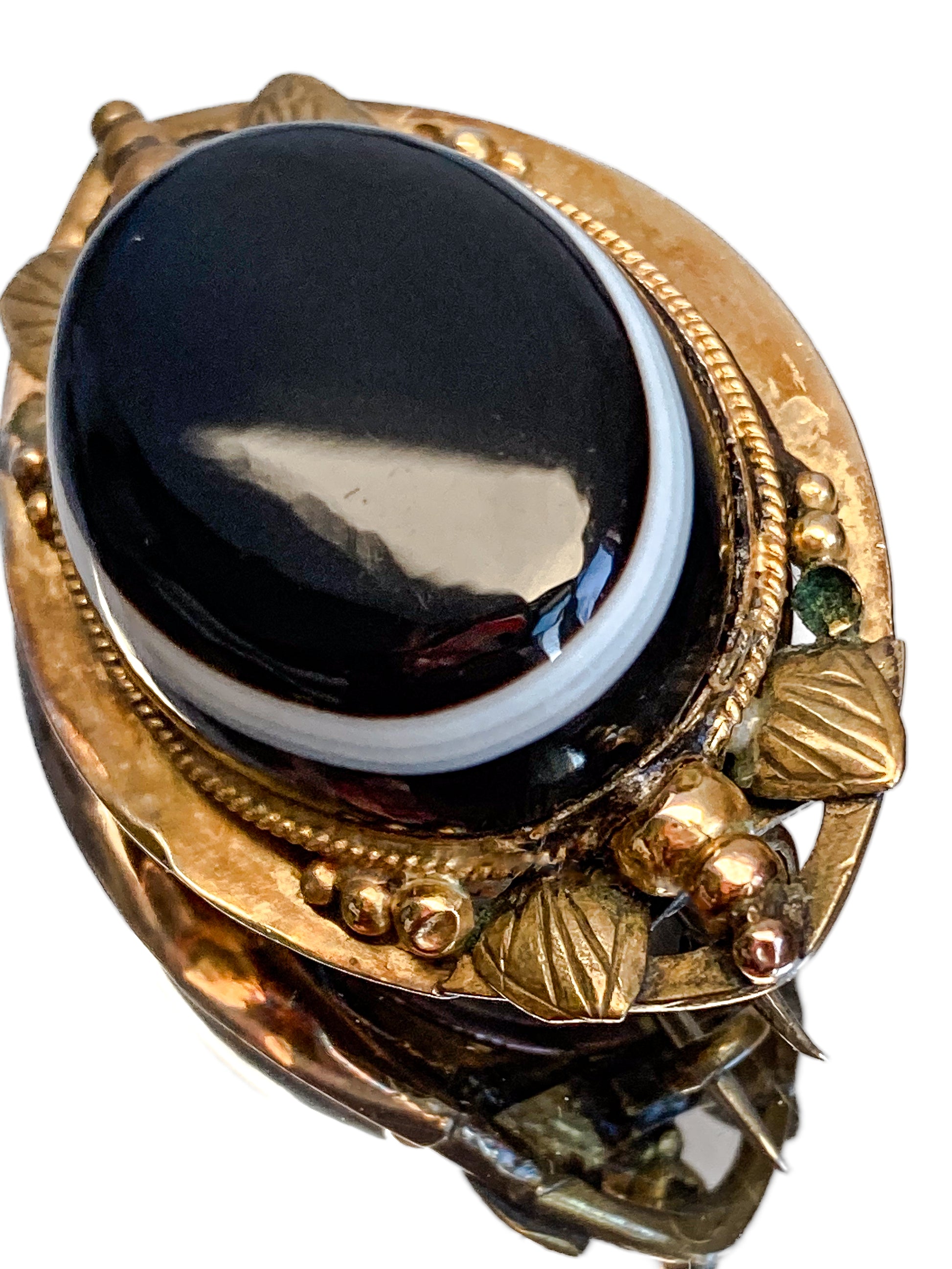 Victorian 9K Yellow Gold Banded Sardonyx Locket Style Mourning Brooch Pin