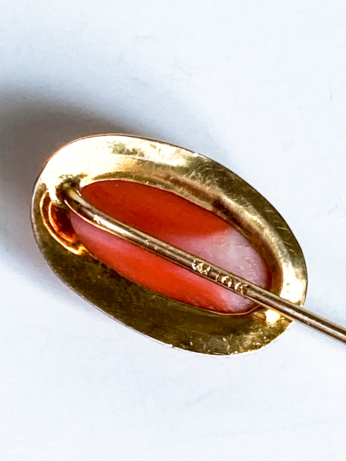 Antique 10K Yellow Gold Oval Hand Carved Coral Cameo Stick Pin