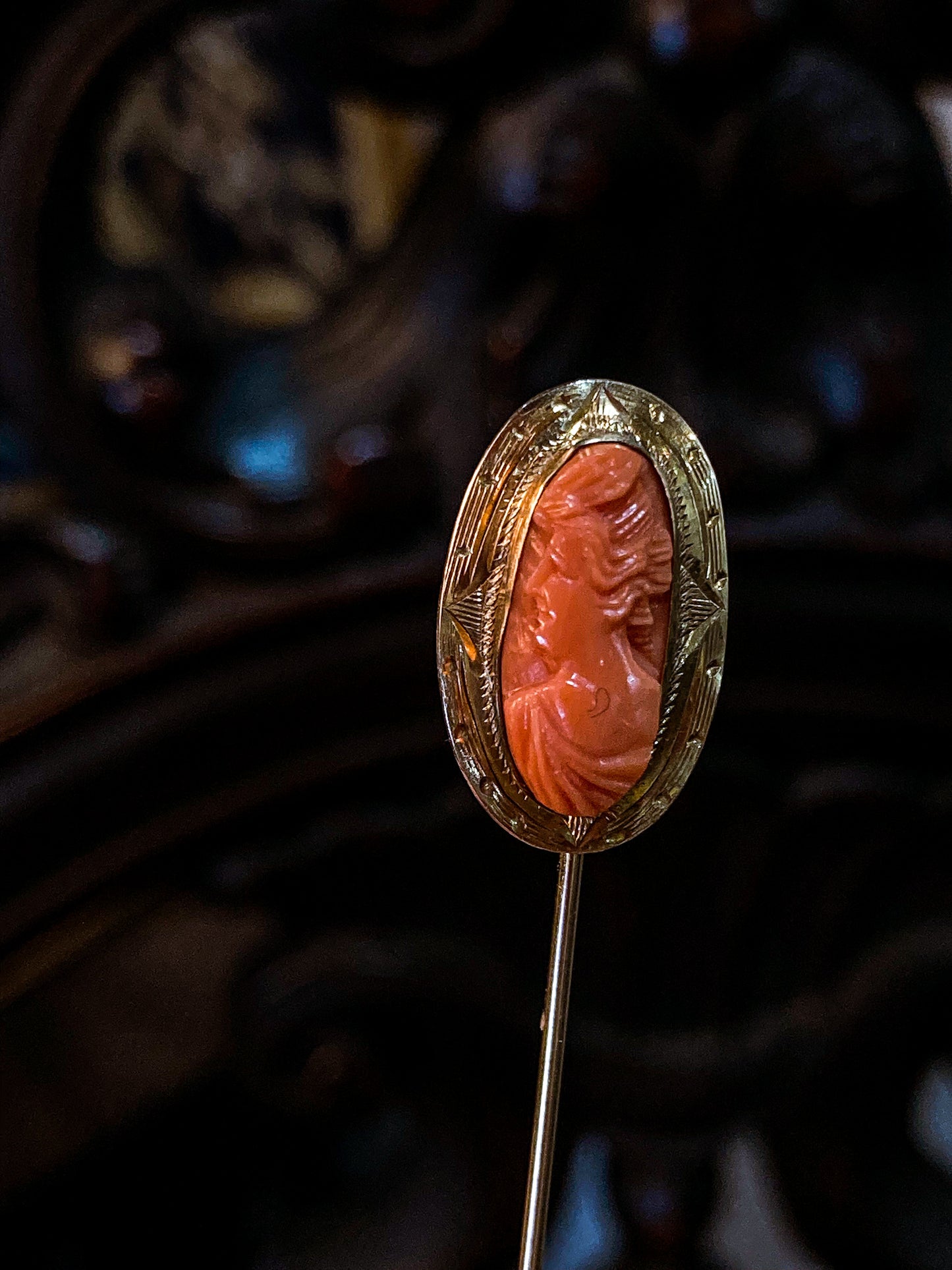 Antique 10K Yellow Gold Oval Hand Carved Coral Cameo Stick Pin