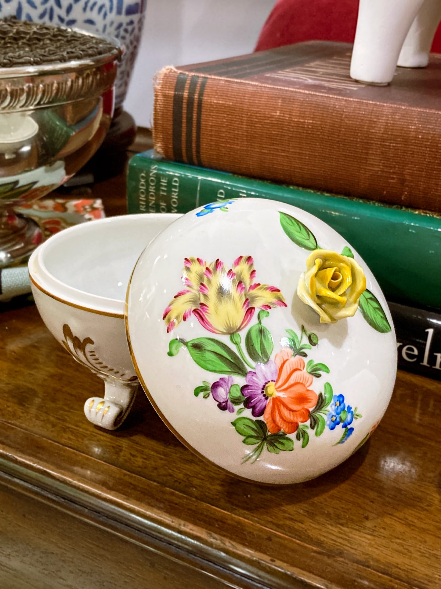 20th Century Herend Hungary Hand Painted Porcelain Yellow Rose Trinket Box