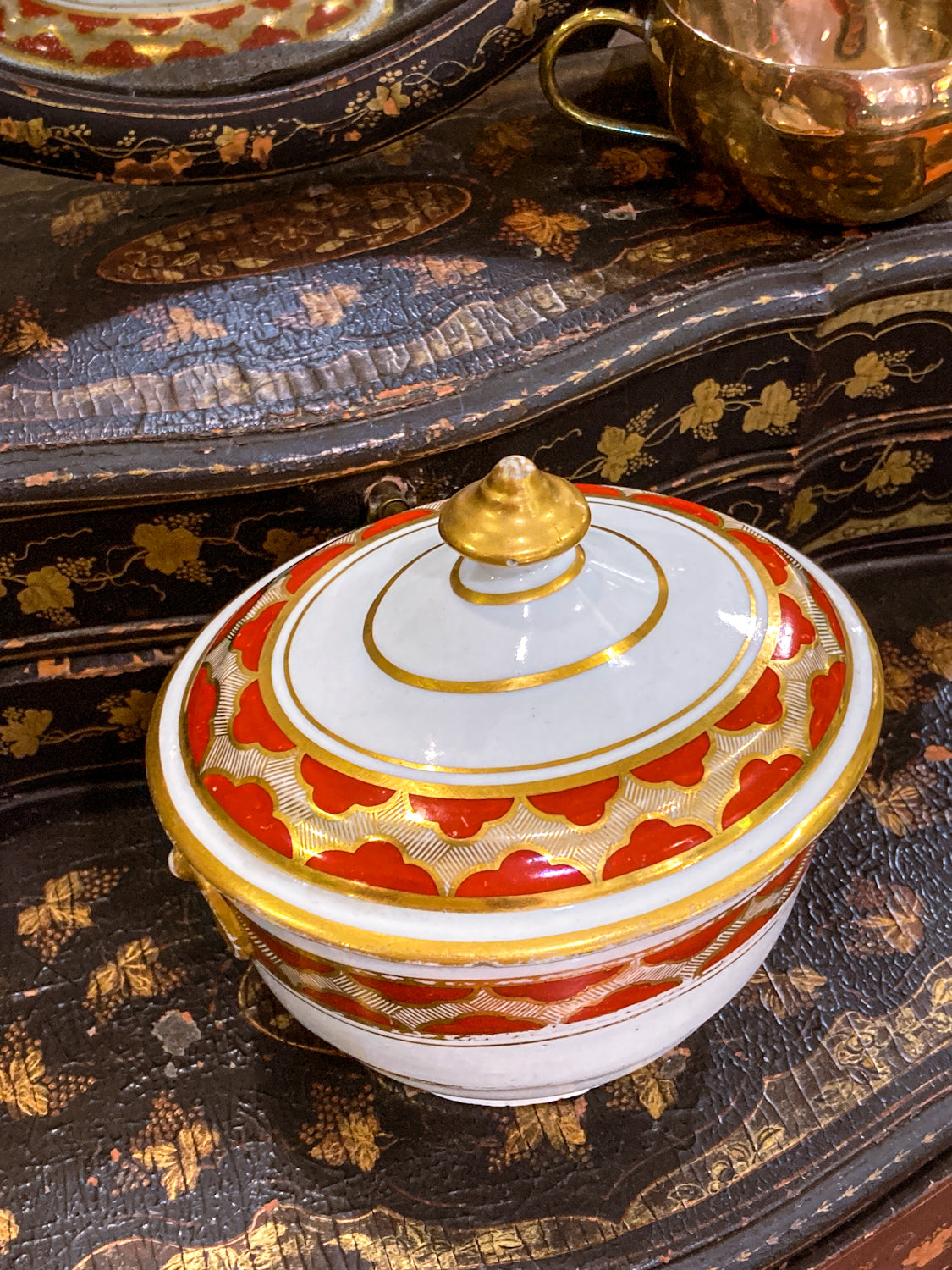 Antique 19th Century English Gilt Gold Iron Red Decorated Covered Porcelain Sugar Bowl