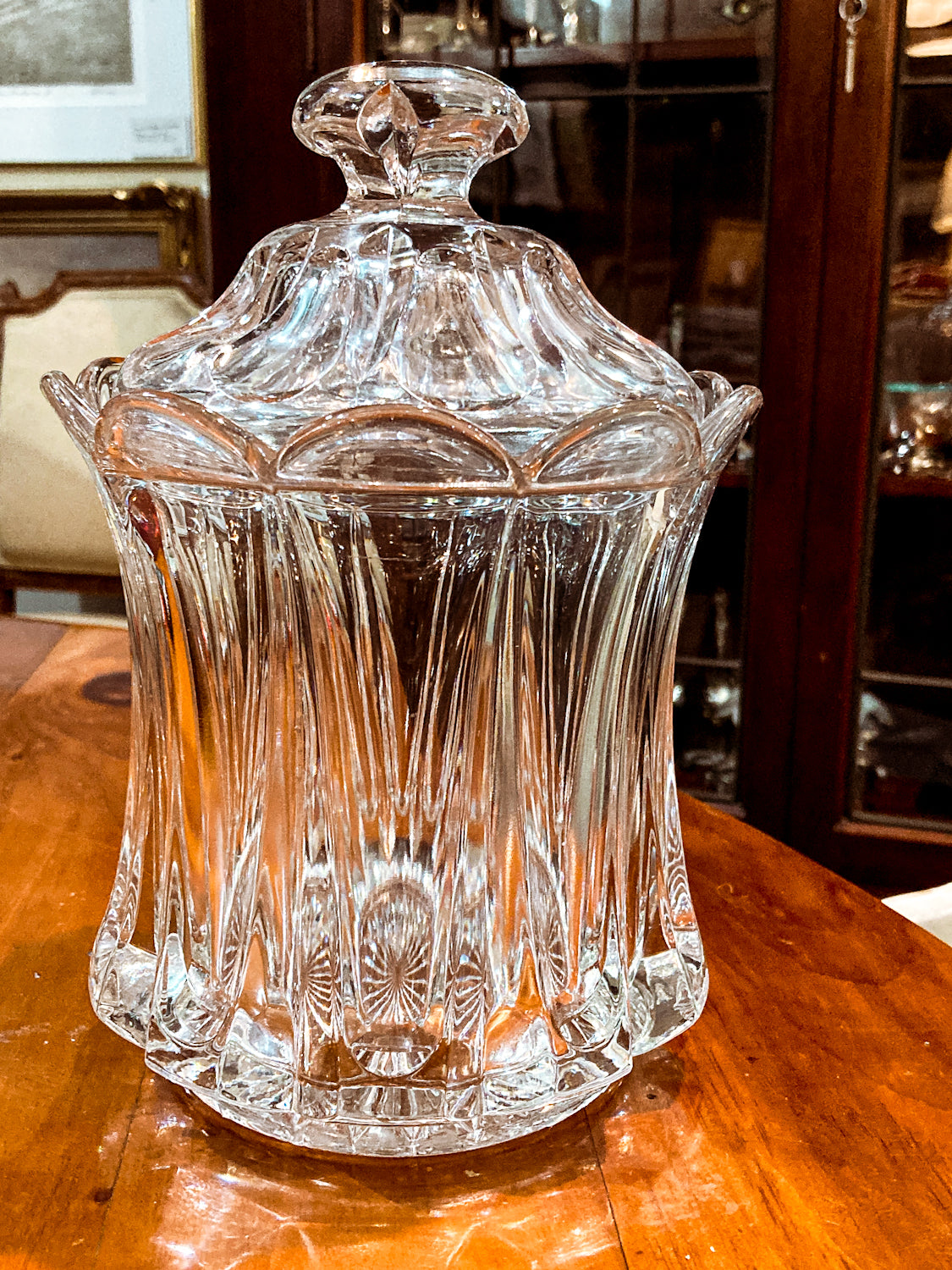 Antique American 1910s Scallop Edge Large Lidded Clear Glass Jar