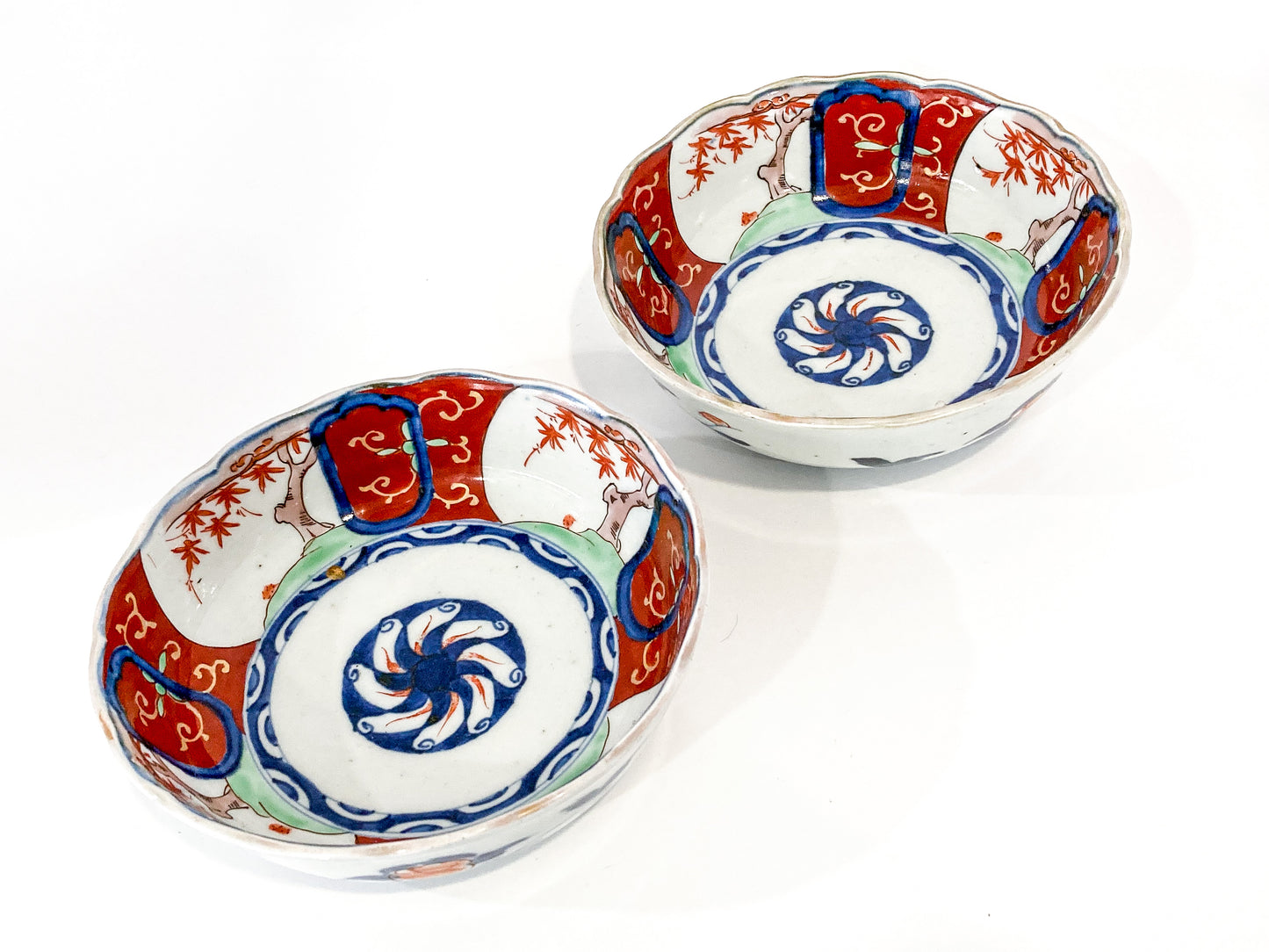 Pair Antique Japanese Meiji Period Fox Theme Red Blue Imari Porcelain Bowls