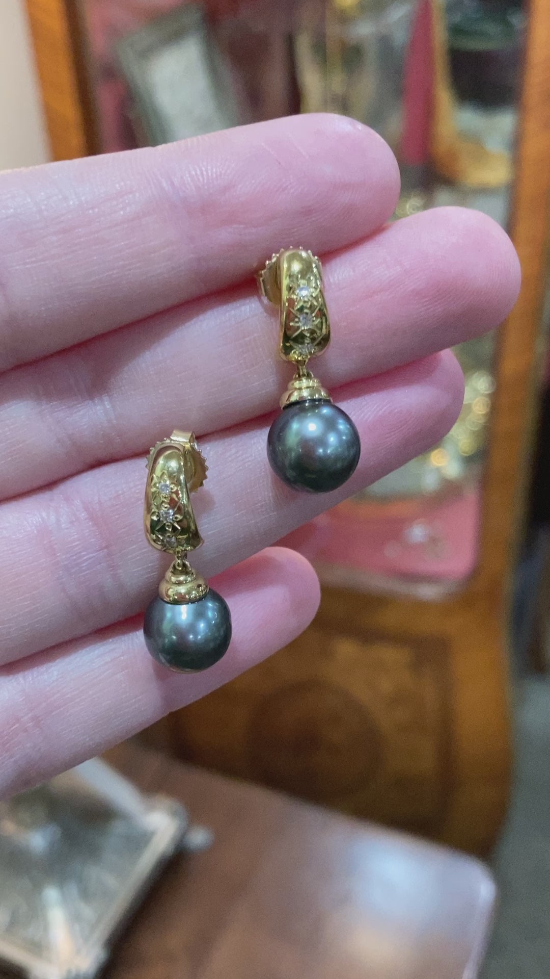 Vintage 18K Yellow Gold Triple Diamond Black Pearl Dangle Earrings